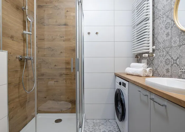 Apartment Z Tarasem By Renters